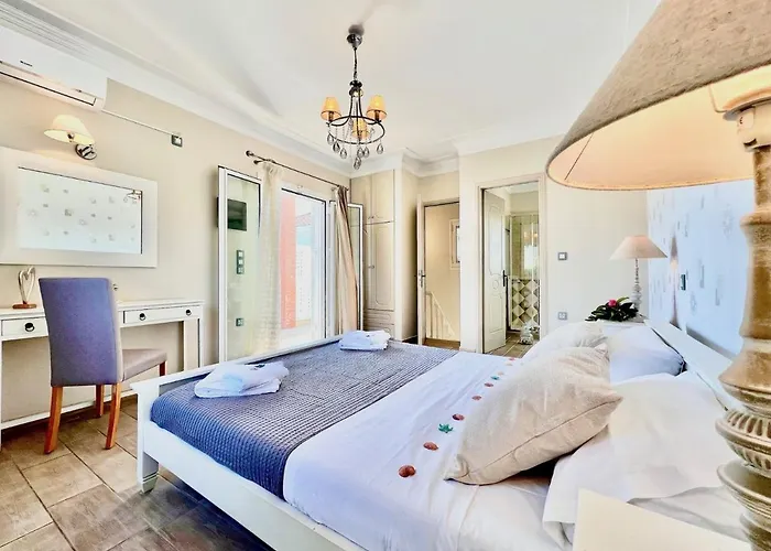 Torre Marina With Private Pool In By Dadovillas Willa