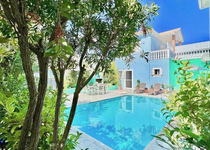 Willa Torre Marina With Private Pool In By Dadovillas